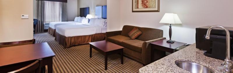 Holiday Inn Express & Suites Brady By Ihg Esterno foto