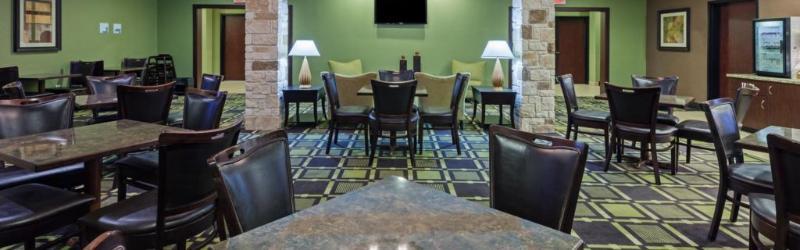 Holiday Inn Express & Suites Brady By Ihg Esterno foto